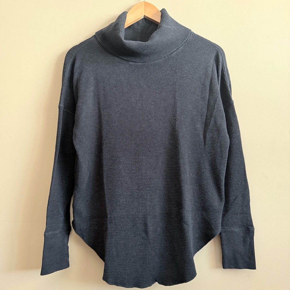 Babaton Waffle Knit Thermal Baselayer Cozy Gray Funnel/Turtleneck Sweater XS-S